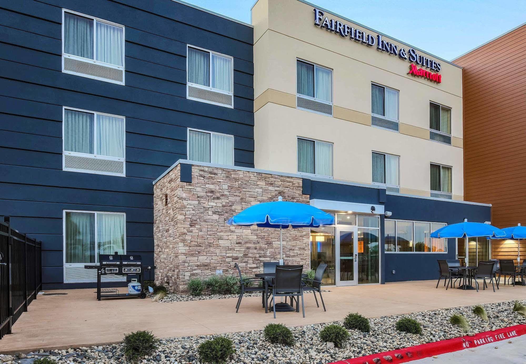 Fairfield Inn & Suites By Marriott Snyder Exterior photo